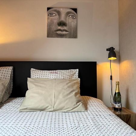 Gastenverblijf Chambre Damis - Geniet Van Haspengouw, Buiten En Binnen! Heers Экстерьер фото